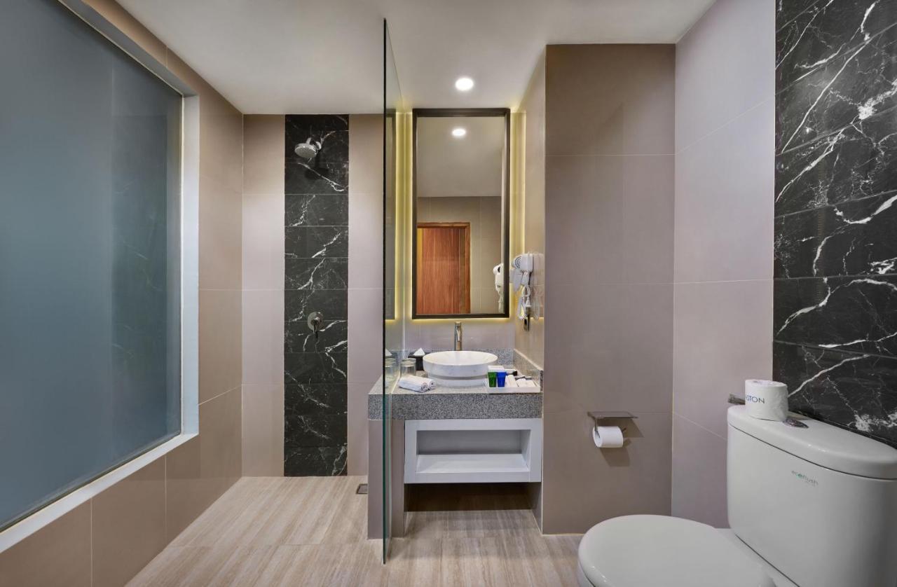 Hotel Aston Jemursari Surabaya